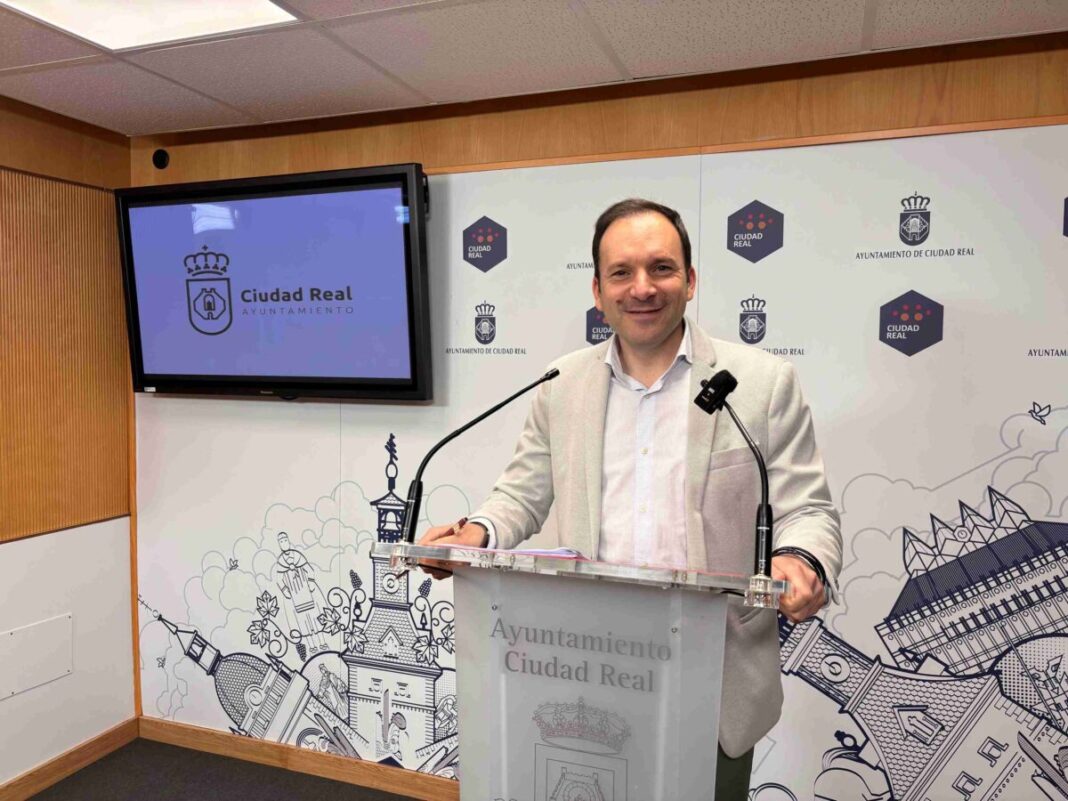 La Junta de Gobierno de Ciudad Real aprueba la construcción de seis viviendas unifamiliares y 40 becas para escuelas infantiles