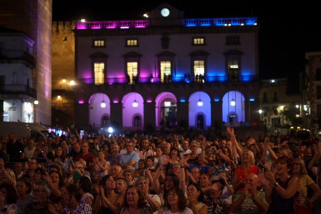 Las Noches del Patrimonio superan las 50.000 personas durante sus dos jornadas en Cáceres